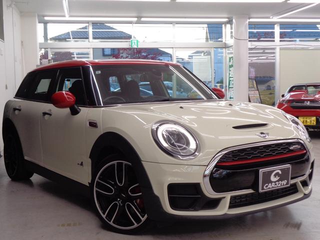 ＭＩＮＩ ジョンクーパーワークス　クラブマン　サンルーフ　インテリジェントセーフティ　ＡＣＣ　ＬＥＤライト　純正ナビ　ＢＴ接続　バックカメラ　ＥＴＣ　ドラレコ　スポーツモード　パドルシフト　アイドリングストップ　シートヒーター　純正１９ＡＷ（8枚目）