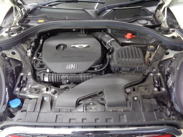 ＭＩＮＩ ジョンクーパーワークス　クラブマン　サンルーフ　インテリジェントセーフティ　ＡＣＣ　ＬＥＤライト　純正ナビ　ＢＴ接続　バックカメラ　ＥＴＣ　ドラレコ　スポーツモード　パドルシフト　アイドリングストップ　シートヒーター　純正１９ＡＷ（34枚目）