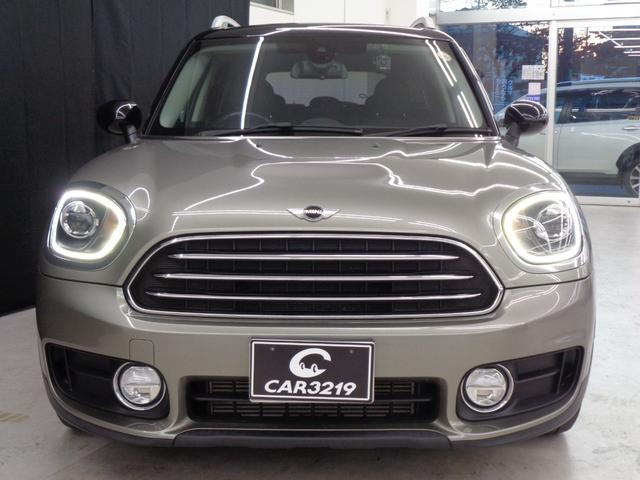 ＭＩＮＩ クーパーＤ　クロスオーバー　オール４　インテリジェントセーフティ　ＡＣＣ　ルーフレール　ＬＥＤライト　純正ナビ　ＢＴ接続　バックカメラ　ＥＴＣ　ドラレコ　パワーバックドア　シートヒーター　アイドリングストップ　オートライト　純正１７ＡＷ（6枚目）