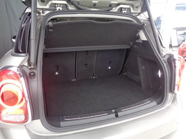 ＭＩＮＩ クーパーＤ　クロスオーバー　オール４　インテリジェントセーフティ　ＡＣＣ　ルーフレール　ＬＥＤライト　純正ナビ　ＢＴ接続　バックカメラ　ＥＴＣ　ドラレコ　パワーバックドア　シートヒーター　アイドリングストップ　オートライト　純正１７ＡＷ（33枚目）