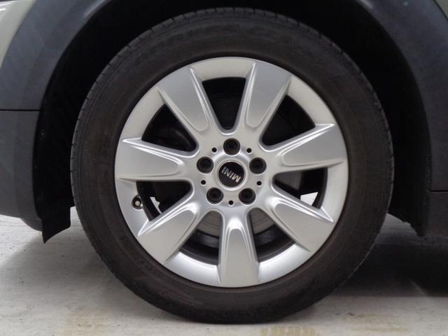 ＭＩＮＩ クーパーＤ　クロスオーバー　オール４　インテリジェントセーフティ　ＡＣＣ　ルーフレール　ＬＥＤライト　純正ナビ　ＢＴ接続　バックカメラ　ＥＴＣ　ドラレコ　パワーバックドア　シートヒーター　アイドリングストップ　オートライト　純正１７ＡＷ（40枚目）