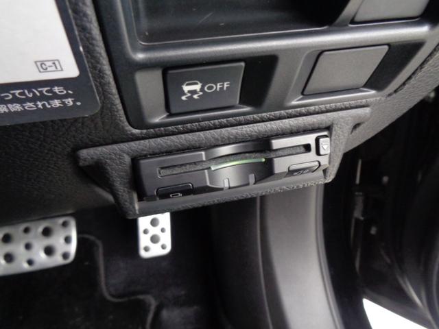 レガシィツーリングワゴン ２．５ｉアイサイトスポーツセレクション　アイサイトｖｅｒ２　１オーナー　ビルシュタイン　マッキントッシュ　ナビ　ＢＴ接続　バックカメラ　ＥＴＣ　ＡＣＣ　レーンキープ　パドルシフト　パワーシート　モード切替　ＨＩＤ　フォグランプ　純正１８ＡＷ（22枚目）