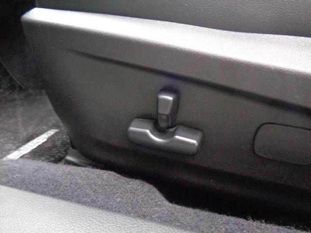 レガシィツーリングワゴン ２．５ｉアイサイトスポーツセレクション　アイサイトｖｅｒ２　１オーナー　ビルシュタイン　マッキントッシュ　ナビ　ＢＴ接続　バックカメラ　ＥＴＣ　ＡＣＣ　レーンキープ　パドルシフト　パワーシート　モード切替　ＨＩＤ　フォグランプ　純正１８ＡＷ（31枚目）