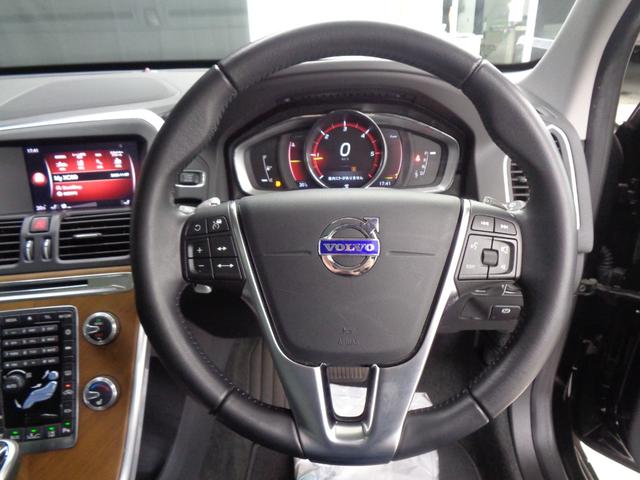 ＸＣ６０ Ｄ４　クラシック　サンルーフ　ブラインドスポット　ＡＣＣ　衝突警告　レーンキープ　純正ナビ　地デジ　ＢＴ接続　バックカメラ　サイドカメラ　ＥＴＣ　ドラレコ　シートヒーター　パワーシート　パワーバックドア　純正１８ＡＷ（27枚目）