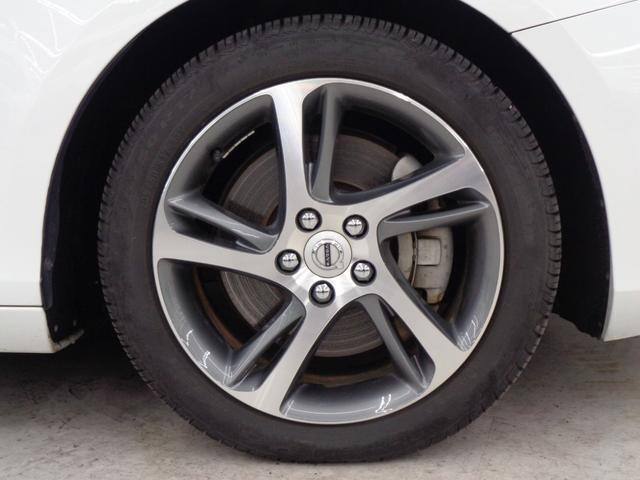 Ｖ４０ Ｄ４　モメンタム　ＡＣＣ　車線逸脱　衝突軽減　ブラインドスポット　ＬＥＤライト　オートハイビーム　純正ナビ　ＢＴ接続　ＥＴＣ　ドラレコ　バックカメラ　パドルシフト　アイドリングストップ　パワーシート　純正１７ＡＷ（35枚目）