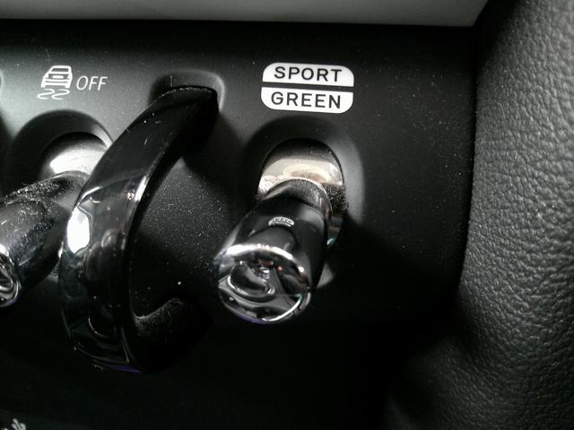 MINI クーパーSD クロスオーバー オール4 インテリジェントセーフティ レーダークルコン クリアランスソナー ドラレコ シートヒーター 純正ナビ バックカメラ Bluetooth ETC 電子パーキングブレーキ(14枚目)