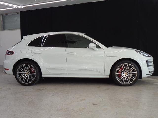 当店では、お客様のご来店に合わせて店頭に展示車を準備させていただいております。ご来店時に、店頭に現車がない場合もありますので、予めお電話にてご確認ください！フリーダイヤルまで