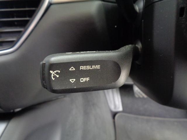 クルコン装着車です。