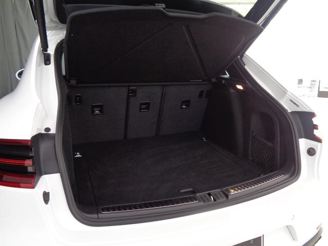 ラッケージスペースも十分な広さがあります。