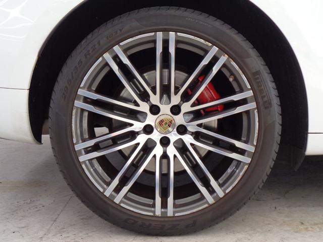 純正２１インチＡＷ装着車です。