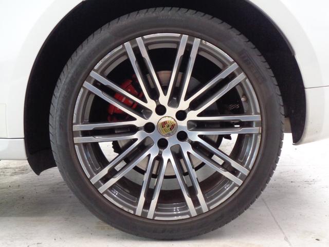 純正２１インチＡＷ装着車です。