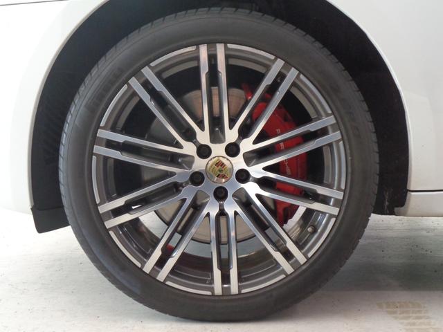 純正２１インチＡＷ装着車です。