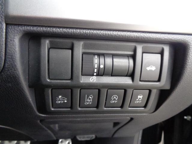 レガシィＢ４ リミテッド　アイサイトｖｅｒ３　ＡＣＣ　レーンキープ　純正ナビ　地デジ　ＢＴ接続　バックカメラ　ＥＴＣ　ブラックレザー　パワーシート　シートヒーター　ＬＥＤライト　アイドリングストップ　純正１８ＡＷ　フォグランプ（21枚目）