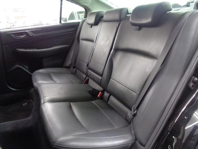 レガシィＢ４ リミテッド　アイサイトｖｅｒ３　ＡＣＣ　レーンキープ　純正ナビ　地デジ　ＢＴ接続　バックカメラ　ＥＴＣ　ブラックレザー　パワーシート　シートヒーター　ＬＥＤライト　アイドリングストップ　純正１８ＡＷ　フォグランプ（33枚目）