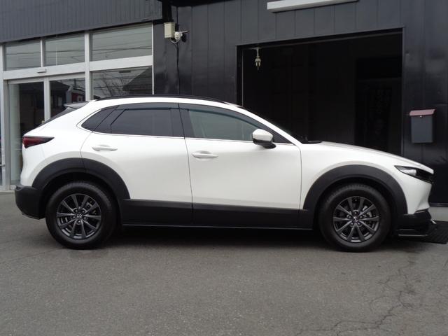 ＣＸ－３０ ２０Ｓ　ＬＥＤライト　ＡＣＣ　ブラインドスポット　衝突軽減ブレーキ　レーンキープ　純正ＳＤナビ　地デジ　バックカメラ　ＢＴ接続　ＥＴＣ　アイドリングストップ　オートハイビーム　ＨＵＤ　純正１６ＡＷ（10枚目）