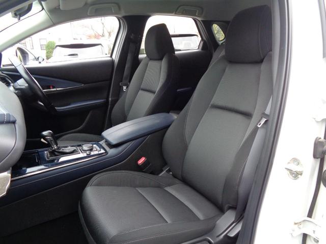 ＣＸ－３０ ２０Ｓ　ＬＥＤライト　ＡＣＣ　ブラインドスポット　衝突軽減ブレーキ　レーンキープ　純正ＳＤナビ　地デジ　バックカメラ　ＢＴ接続　ＥＴＣ　アイドリングストップ　オートハイビーム　ＨＵＤ　純正１６ＡＷ（32枚目）