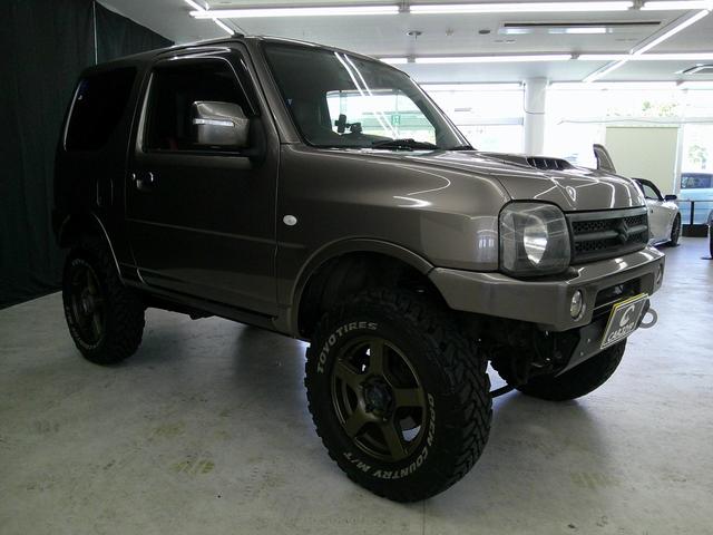 ジムニー クロスアドベンチャー　リフトアップカスタムカー　社外エアロ　社外アルミ　マッドタイヤ　ステッドプレート　ステップガード　社外マフラー　社外テール　シートヒーター　ディスプレイオーディオ　ドラレコ（22枚目）