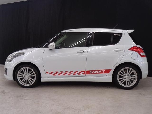 スイフトスポーツ ベースグレード　純正６速　ＨＩＤ　ケンウッドナビ　地デジ　バックカメラ　ＢＴ接続　ＥＴＣ　オートエアコン　プッシュスタート　スマートキー　クルコン　フォグランプ　革調シートカバー　純正１７ＡＷ（11枚目）