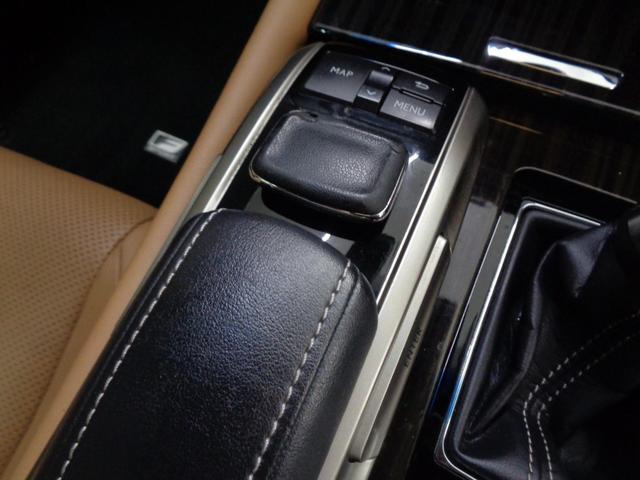 ＧＳ ＧＳ３００ｈ　Ｆスポーツ　マークレビンソン　３眼ＬＥＤ　ＳＤナビ　地デジ　ＢＴ接続　ＥＴＣ　バックカメラ　レーンキープ　ＢＳＭ　ＡＣＣ　シートヒーター　ベンチレーション　ステアリングヒーター　パドルシフト　純正１９ＡＷ（16枚目）