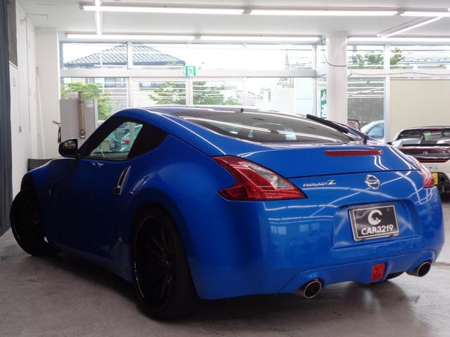 フェアレディZ ベースグレード ローダウン 純正6速 VERZ20AW 純正ナビ 地デジ BT接続 ETC バックカメラ M/S HIDライト オートエアコン スマートキー プッシュスタート ルマンブルー MOMOステア(13枚目)