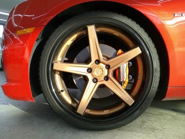 シボレーカマロ ＳＳ　ＲＳ　ディーラー車　Ｖ８　サンルーフ　社外マフラー　社外アルミ　車高調　ブレンボキャリパー　黒革シート　シートヒーター　パワーシート　ドラレコ　ボストンプレミアムサウンド　クルコン　ＥＴＣ（11枚目）