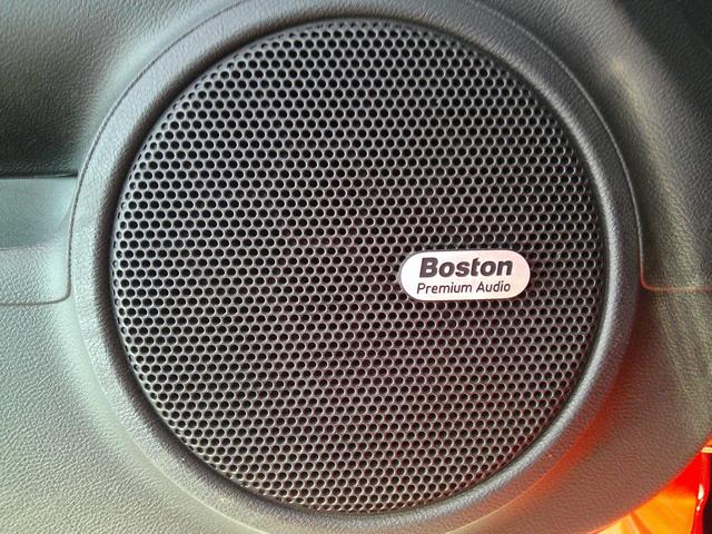 シボレーカマロ ＳＳ　ＲＳ　ディーラー車　Ｖ８　サンルーフ　社外マフラー　社外アルミ　車高調　ブレンボキャリパー　黒革シート　シートヒーター　パワーシート　ドラレコ　ボストンプレミアムサウンド　クルコン　ＥＴＣ（14枚目）