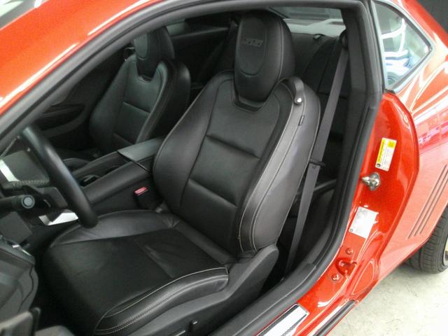 シボレーカマロ ＳＳ　ＲＳ　ディーラー車　Ｖ８　サンルーフ　社外マフラー　社外アルミ　車高調　ブレンボキャリパー　黒革シート　シートヒーター　パワーシート　ドラレコ　ボストンプレミアムサウンド　クルコン　ＥＴＣ（29枚目）