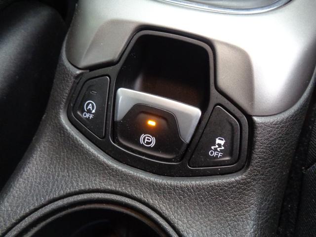 ジープ・コンパス セーフティエディション　衝突軽減ブレーキ　レーンキープ　ブラインドスポット　パークアシスト　ＡＣＣ　純正ナビ　地デジ　ＢＴ接続　バックカメラ　ＥＴＣ　ドラレコ　アイドリングストップ　純正１７ＡＷ（15枚目）