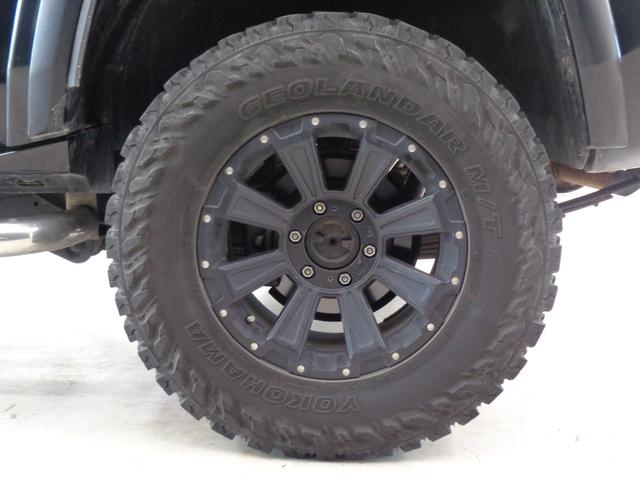 ハマーＨ３ 　三井物産　ウインカー＆テールカスタム　ルーフラック　サンルーフ　黒革　サイドステップ　ケンウッドナビ　地デジ　ＢＴ接続　バックカメラ　ＥＴＣ　パワーシート　社外１７インチ＋マッドタイヤ（33枚目）