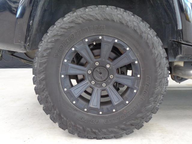 ハマーＨ３ 　三井物産　ウインカー＆テールカスタム　ルーフラック　サンルーフ　黒革　サイドステップ　ケンウッドナビ　地デジ　ＢＴ接続　バックカメラ　ＥＴＣ　パワーシート　社外１７インチ＋マッドタイヤ（34枚目）