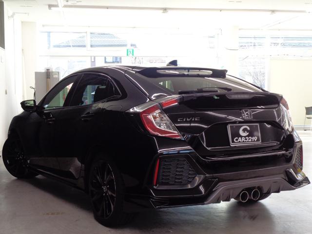 シビック ハッチバック　ホンダセンシング　６速ＭＴ　ホンダセンシング　レーンキープ　ＡＣＣ　純正ナビ　地デジ　ＢＴ接続　バックカメラ　ＥＴＣ　ドラレコ　シートヒーター　プッシュスタート　アイドリングストップ　エアロ　純正１８ＡＷ（13枚目）