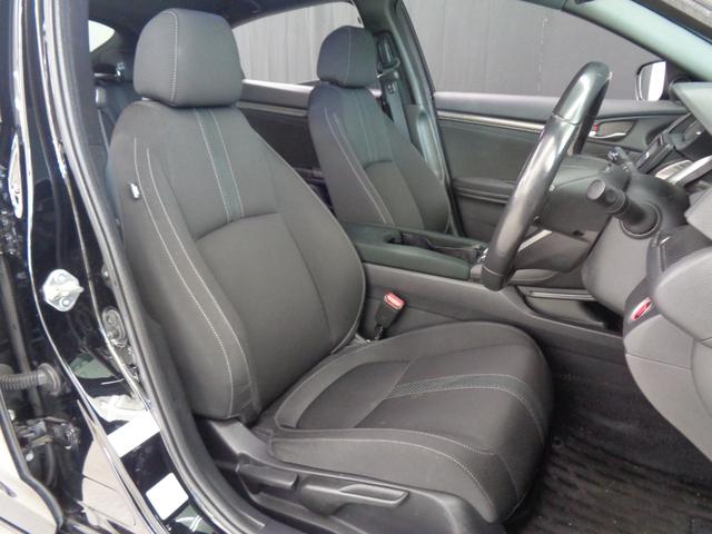 シビック ハッチバック　ホンダセンシング　６速ＭＴ　ホンダセンシング　レーンキープ　ＡＣＣ　純正ナビ　地デジ　ＢＴ接続　バックカメラ　ＥＴＣ　ドラレコ　シートヒーター　プッシュスタート　アイドリングストップ　エアロ　純正１８ＡＷ（29枚目）