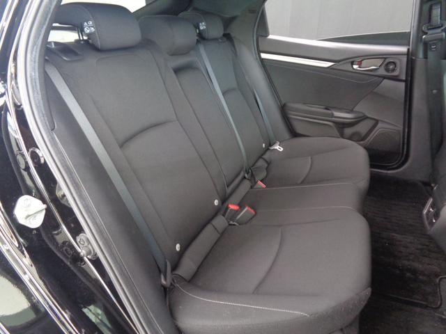 シビック ハッチバック　ホンダセンシング　６速ＭＴ　ホンダセンシング　レーンキープ　ＡＣＣ　純正ナビ　地デジ　ＢＴ接続　バックカメラ　ＥＴＣ　ドラレコ　シートヒーター　プッシュスタート　アイドリングストップ　エアロ　純正１８ＡＷ（31枚目）