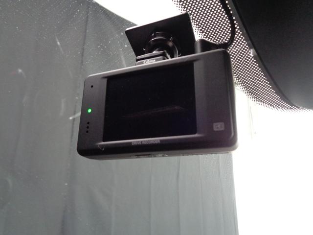 ＣＸ－８ ＸＤプロアクティブ　衝突軽減ブレーキ　レーンキープ　ＢＳＭ　ＡＣＣ　純正ナビ　地デジ　ＢＴ接続　ＥＴＣ　ドラレコ　ＬＥＤライト　バックカメラ　全周囲カメラ　パワーシート　シートヒーター　ステアリングヒーター　純正１９ＡＷ（24枚目）