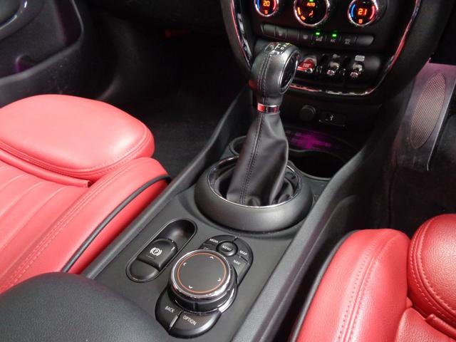 MINI クーパーSD クラブマン インテリジェントセーフティ 衝突警告 ACC 純正ナビ BT接続 バックカメラ ETC ドラレコ アイドリングストップ スポーツモード LEDライト オートライト 革調シートカバー 純正17AW(14枚目)