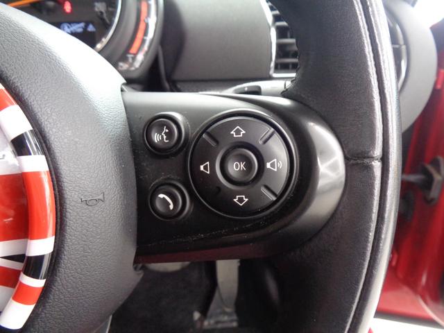 MINI クーパーSD クラブマン インテリジェントセーフティ 衝突警告 ACC 純正ナビ BT接続 バックカメラ ETC ドラレコ アイドリングストップ スポーツモード LEDライト オートライト 革調シートカバー 純正17AW(29枚目)