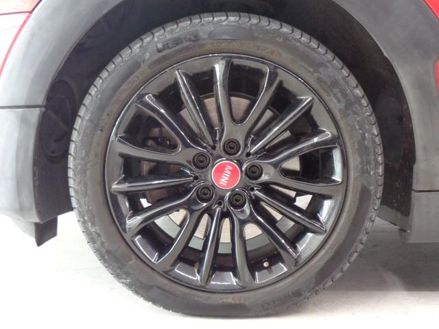 MINI クーパーSD クラブマン インテリジェントセーフティ 衝突警告 ACC 純正ナビ BT接続 バックカメラ ETC ドラレコ アイドリングストップ スポーツモード LEDライト オートライト 革調シートカバー 純正17AW(40枚目)