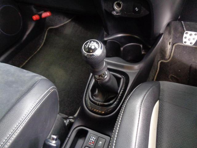 ヴィッツ ＧＲスポーツＧＲ　純正５速　クスコ強化クラッチ　タワーバー　純正ナビ　地デジ　ＢＴ接続　バックカメラ　プリクラッシュ　レーンキープ　オートハイビーム　ＥＴＣ　ドラレコ　ＬＥＤライト　純正１７ＡＷ（14枚目）