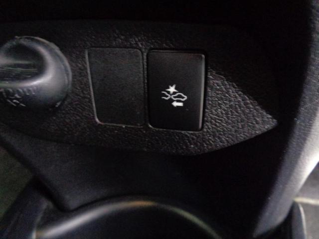 ヴィッツ ＧＲスポーツＧＲ　純正５速　クスコ強化クラッチ　タワーバー　純正ナビ　地デジ　ＢＴ接続　バックカメラ　プリクラッシュ　レーンキープ　オートハイビーム　ＥＴＣ　ドラレコ　ＬＥＤライト　純正１７ＡＷ（16枚目）