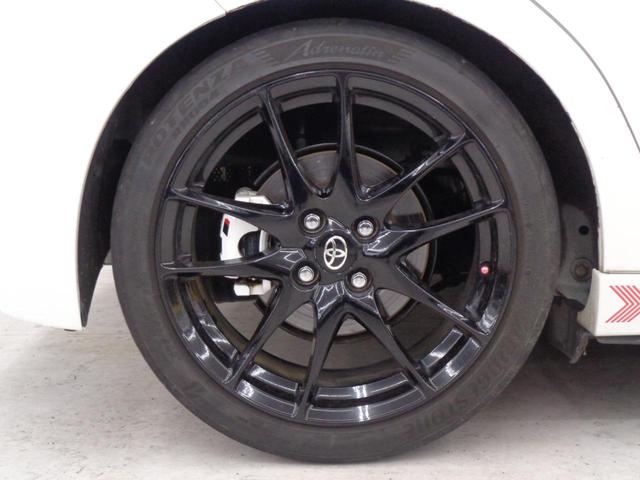 ヴィッツ ＧＲスポーツＧＲ　純正５速　クスコ強化クラッチ　タワーバー　純正ナビ　地デジ　ＢＴ接続　バックカメラ　プリクラッシュ　レーンキープ　オートハイビーム　ＥＴＣ　ドラレコ　ＬＥＤライト　純正１７ＡＷ（35枚目）