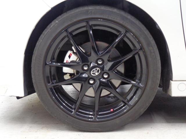 ヴィッツ ＧＲスポーツＧＲ　純正５速　クスコ強化クラッチ　タワーバー　純正ナビ　地デジ　ＢＴ接続　バックカメラ　プリクラッシュ　レーンキープ　オートハイビーム　ＥＴＣ　ドラレコ　ＬＥＤライト　純正１７ＡＷ（37枚目）