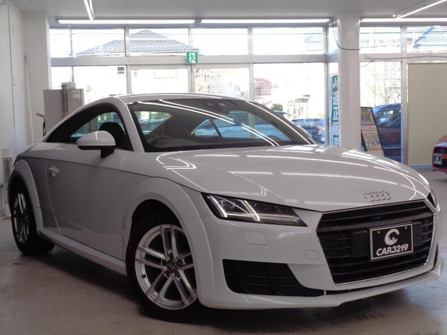 ＴＴクーペ ２．０ＴＦＳＩ　バーチャルコックピット　シーケンシャルウインカー　ＬＥＤライト　純正ナビ　ＢＴ接続　バックカメラ　ＥＴＣ　ドラレコ　格納式スポイラー　アイドリングストップ　オートハイビーム　純正１７ＡＷ（10枚目）