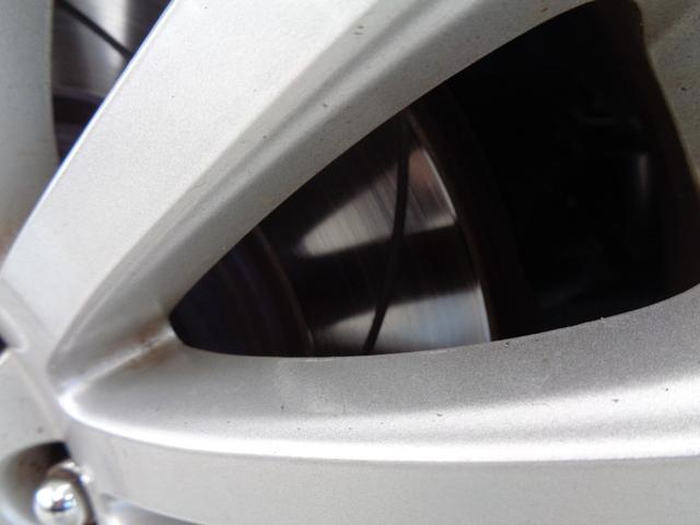 �t�����g�X���b�h���[�^�[�ƂȂ�܂��B