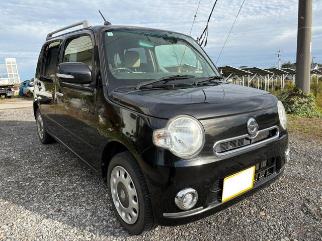 ミラココア ココアプラスＸ　４ＷＤ　アイドリングストップ　ナビ／ＴＶ　オートエアコン　フォグランプ　キーレス　ルールレール　ベンチシート　パワーステアリング　パワーウインドウ（4枚目）