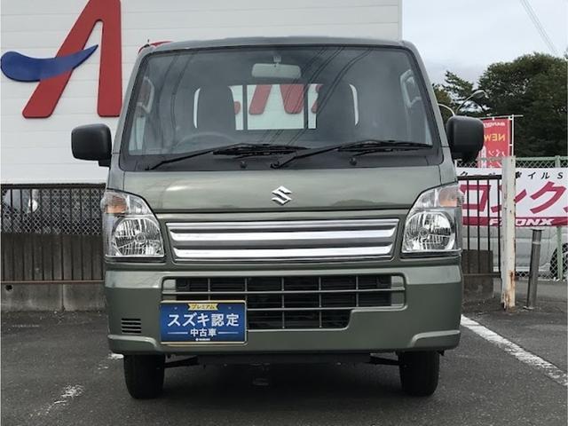キャリイトラック ＫＣエアコン・パワステ　スズキ　セーフティ　サポート非装着車　３方開　４ＷＤ　４速オートマチック車　パートタイム４ＷＤ　エアコン／パワステ　キーレス　ＡＢＳ　障害物センサー　運転席／助手席エアバッグ　横滑り防止装置（6枚目）