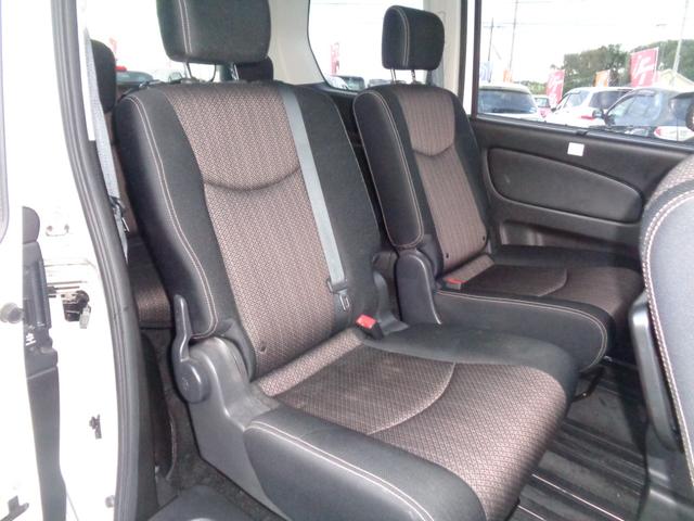 セレナ ハイウェイスターG S-HVアドバンスドセーフティ 純正フルエアロ LEDヘッドライト フォグ 16インチ Sキー Pスタート 8型HDDナビ DVD再生 Bluetooth フルセグTV アラウンドビュー フィリップダウン 両側パワスラ 取説記録簿(13枚目)