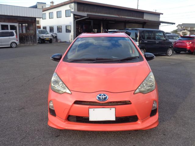 アクア Ｓ　純正フルエアロ　１６インチ　ＬＥＤヘッドライト　フォグ　Ｓキー　Ｐスタート　ＨＤＤナビ　ＤＶＤ再生　ＣＤ　Ｂｌｕｅｔｏｏｔｈ　フルセグＴＶ　Ｂカメラ　リアエンター　ＥＴＣ　前後ドラレコ　走行４．２万（3枚目）