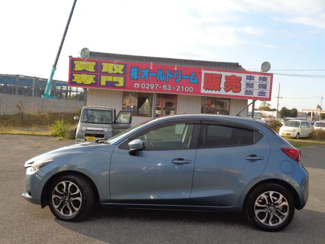 デミオ ＸＤツーリング　ワンオーナー　１５インチ　ＬＥＤライト　フォグ　ＷエアＢ　ＡＢＳ　スマートキー　プッシュスタート　メモリーナビ　ＤＶＤ再生　ＣＤ　Ｂｌｕｅｔｏｏｔｈ　ワンセグＴＶ　ＥＴＣ　走行５．２万　取説記録簿（6枚目）