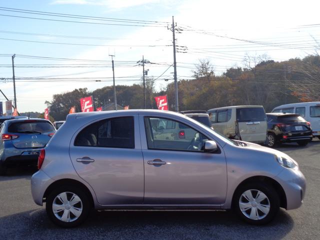 マーチ 12S Vパッケージ 14インチ WエアB ABS スマートキー プッシュスタート メモリーナビ DVD再生 CD Bluetooth フルセグTV プライバシーガラス タイミングチェーン 走行43000キロ 取説記録簿(5枚目)