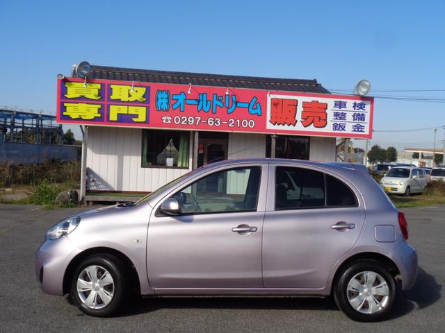 マーチ 12S Vパッケージ 14インチ WエアB ABS スマートキー プッシュスタート メモリーナビ DVD再生 CD Bluetooth フルセグTV プライバシーガラス タイミングチェーン 走行43000キロ 取説記録簿(6枚目)